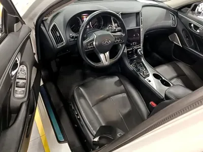 Infiniti Q50L