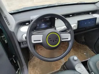 Wuling MINIEV