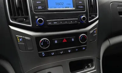 Hyundai Starex