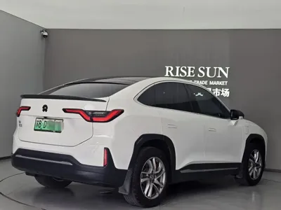 Nio EC6