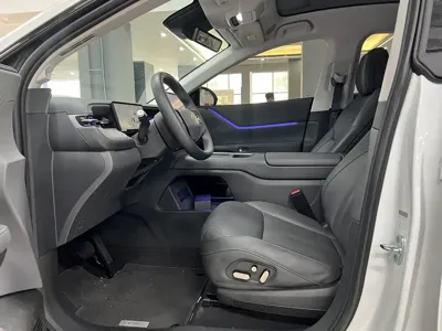 Xpeng G6