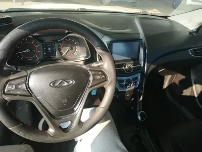 Chery Arrizo 5