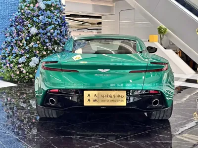 Aston Martin DB11