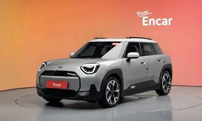 MINI Aceman