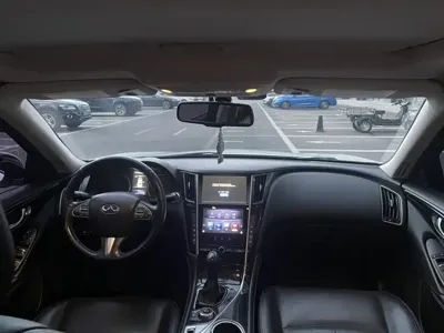 Infiniti Q50L