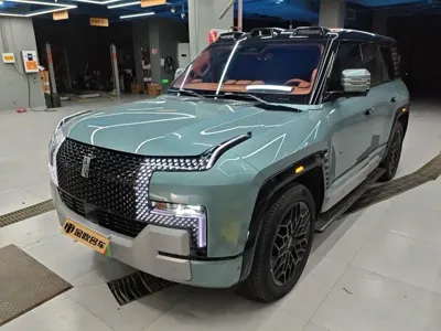 Yangwang Yangwang U8