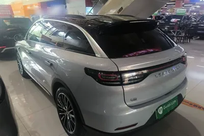 Leapmotor C11