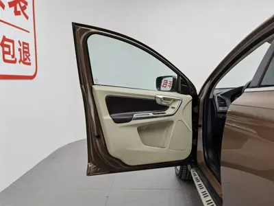 Volvo XC60 (Import)