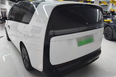 Li Auto MEGA