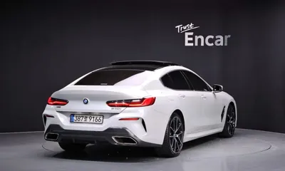 BMW 8-Series