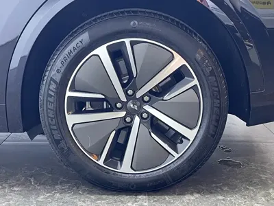 Li Auto Li L8