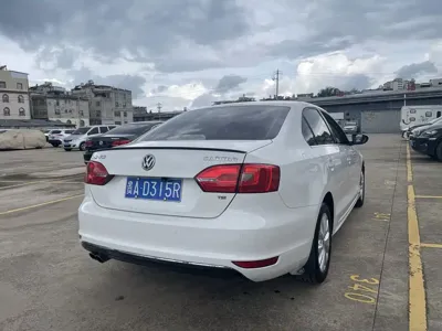 Volkswagen Sagitar