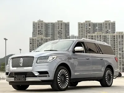Lincoln Navigator