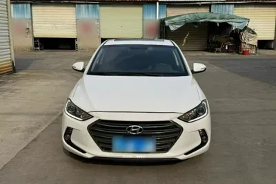 Hyundai Elantra (6th Generation