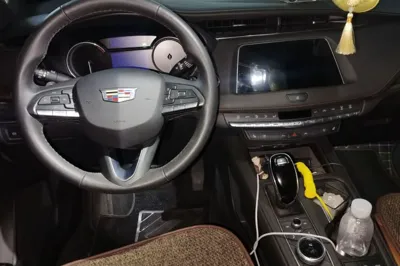 Cadillac XT4