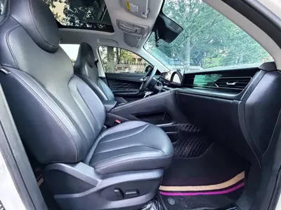 Roewe RX5