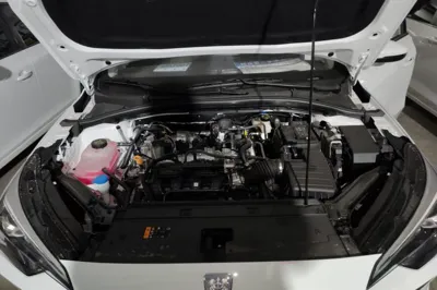 Roewe i5