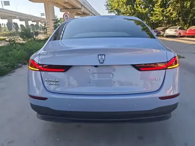 Roewe D7