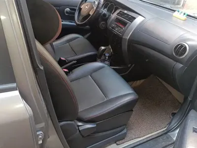 Nissan Livina