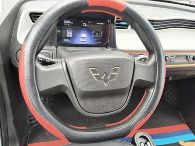 Wuling MINIEV
