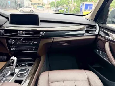 BMW X5 (Import)