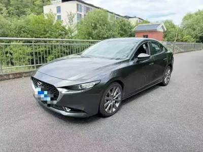 Mazda 3 Axela