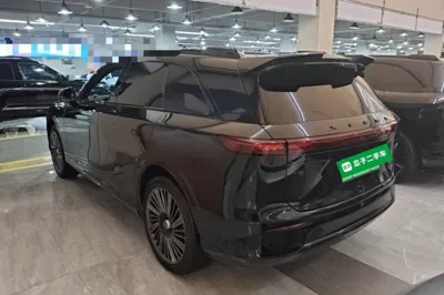 Xpeng G9