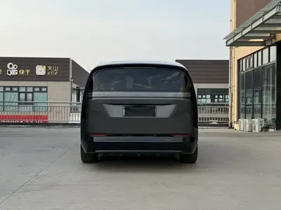 Li Auto Li MEGA