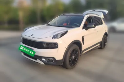 Lynk & Co 01