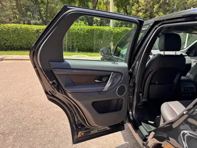Land Rover Discovery Sport Hybrid