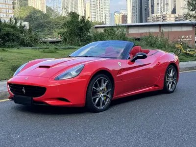 Ferrari California T