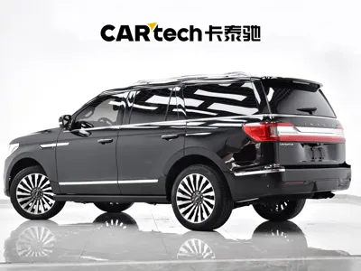 Lincoln Navigator