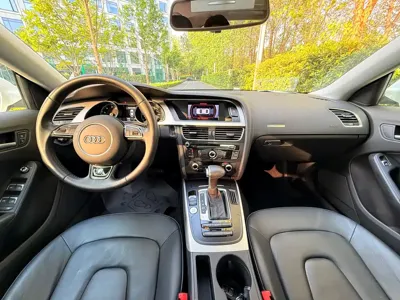 Audi A5 (Import)