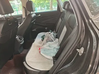 Jetta VS5