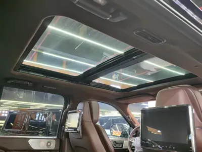 Lincoln Navigator