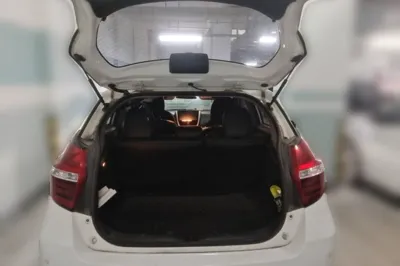 Toyota YARiS L Zhi Xuan