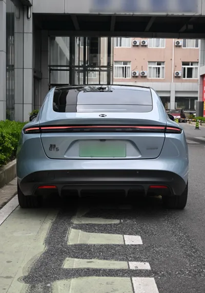 Nio ET5