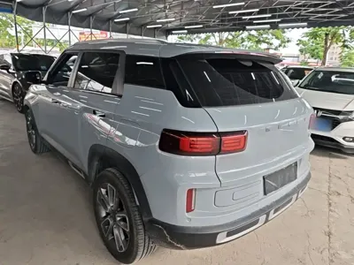 Geely ICON