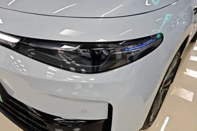 Leapmotor C16