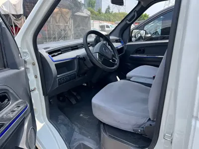 Yufeng EM26