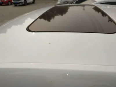 Roewe i5
