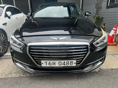 Genesis EQ900