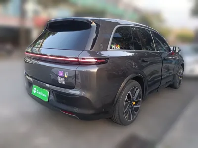 Li Auto L8