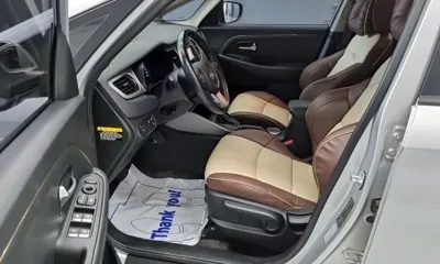Kia Carens