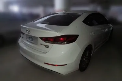 Hyundai Elantra (6th Generation