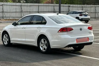 Volkswagen Lamando