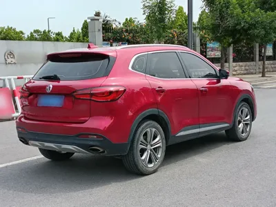 MG HS