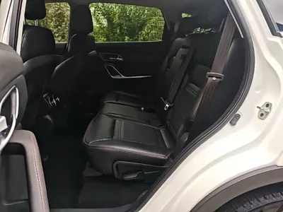 JAC Refine S7