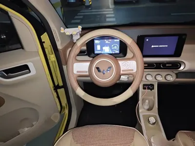 Wuling MINIEV