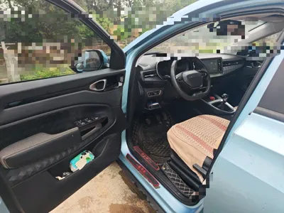 Baojun RM-5